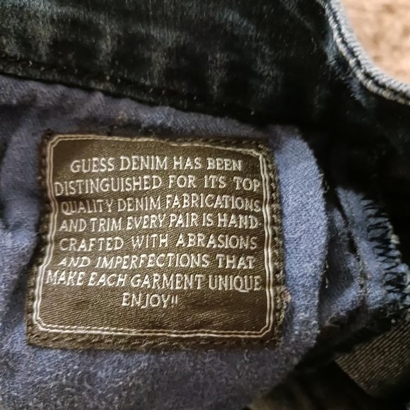 Guess Curvy Sophia dark Wash Skinny Jeans  Size 23 - Picture 10 of 15